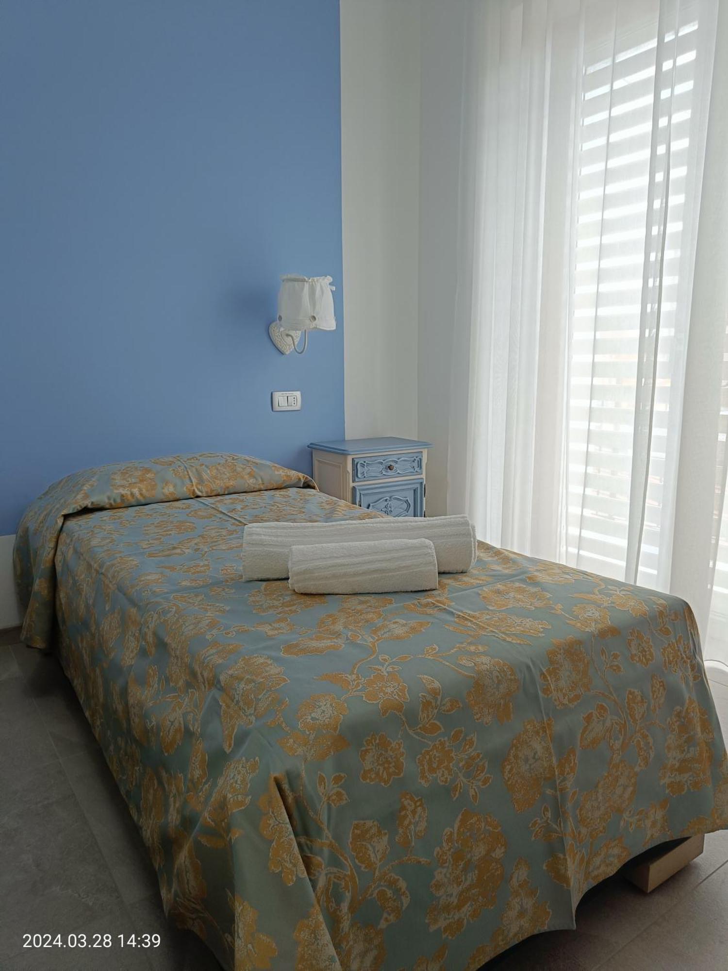 Villa Mariana Bed And Breakfast Saluzzo Esterno foto